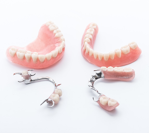 Santa Cruz Dentures and Partial Dentures